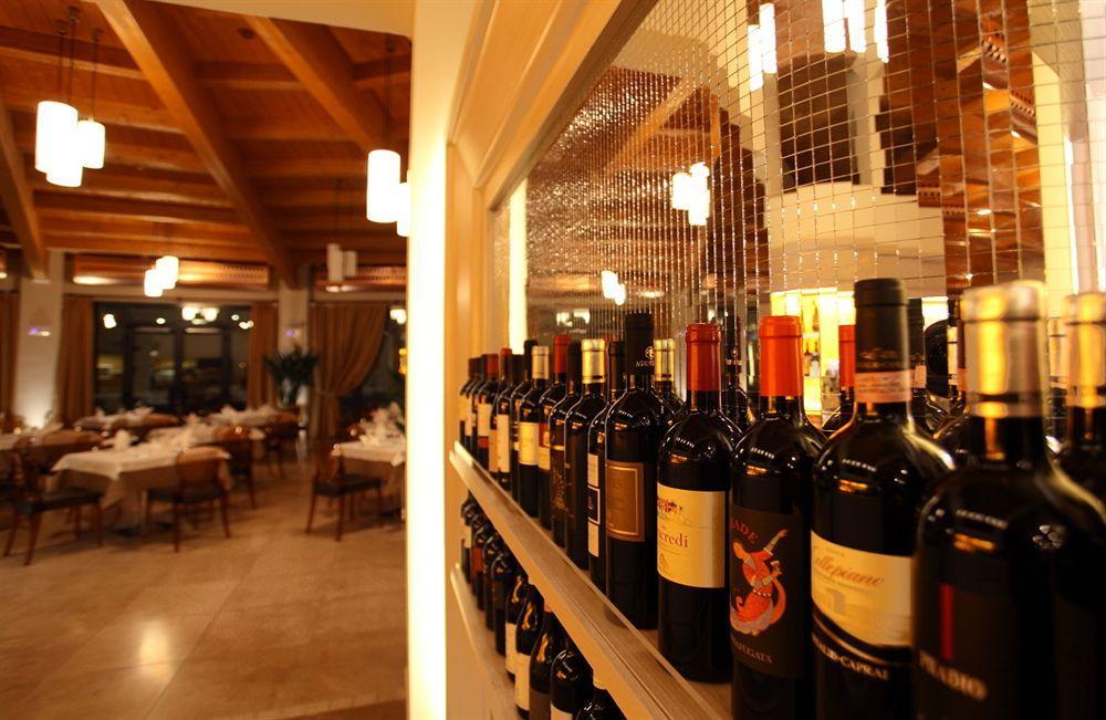 Grand Hotel Forlì Buitenkant foto