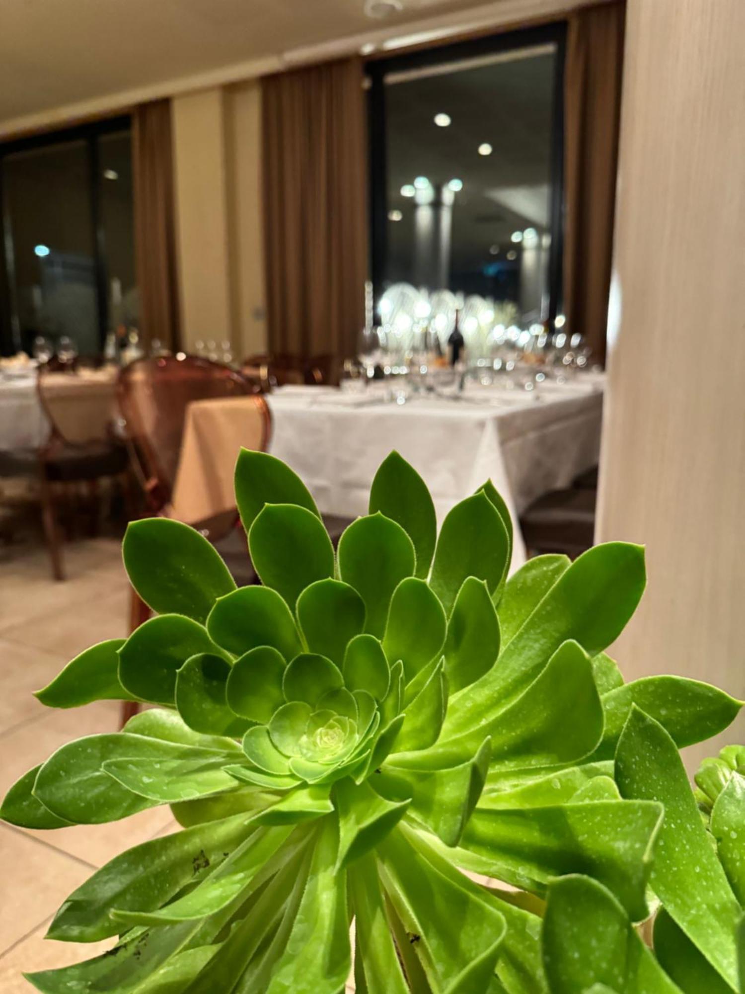 Grand Hotel Forlì Buitenkant foto