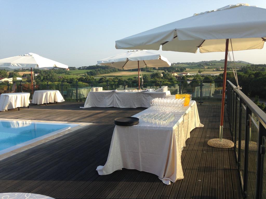 Grand Hotel Forlì Buitenkant foto