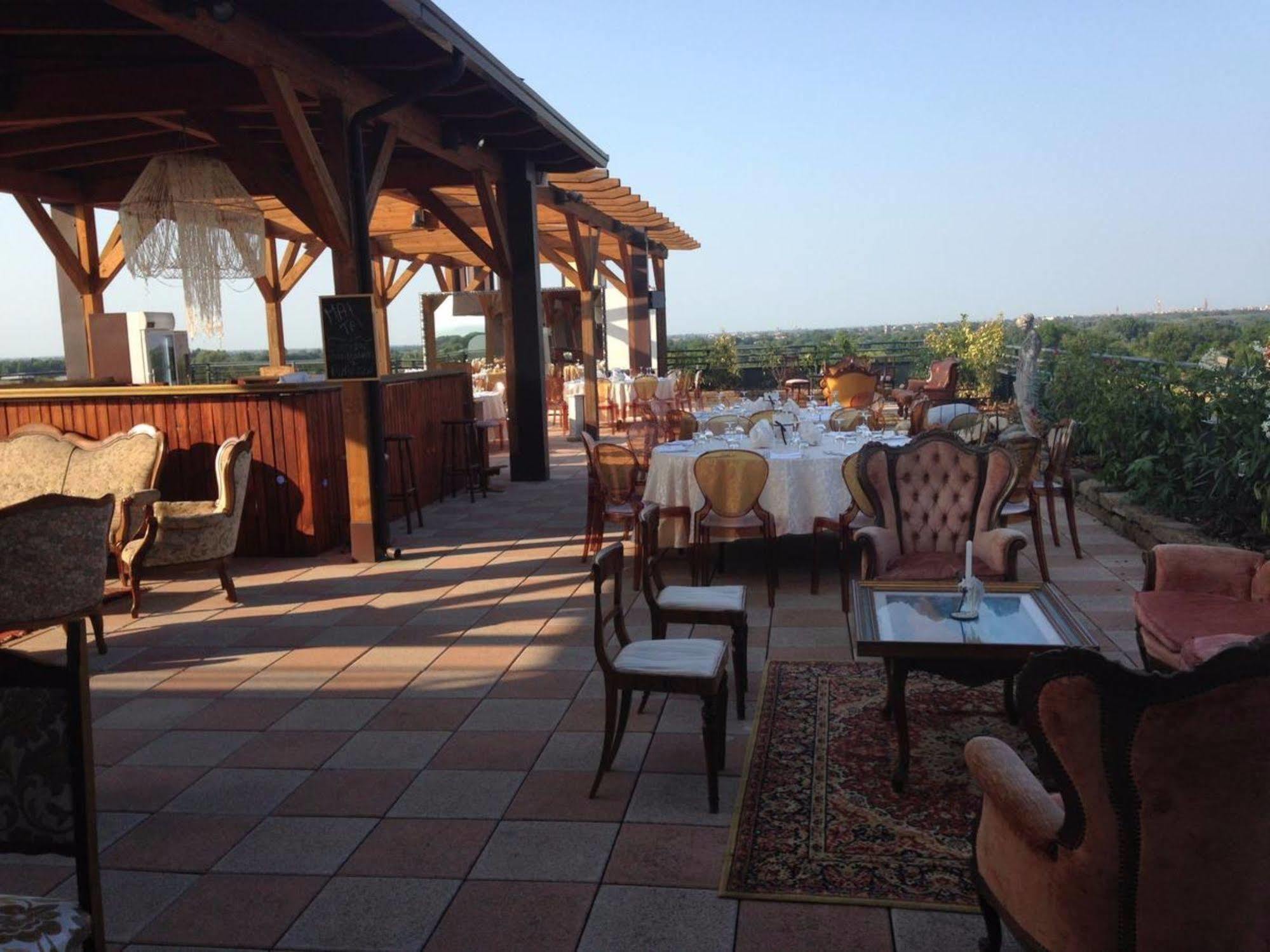 Grand Hotel Forlì Buitenkant foto